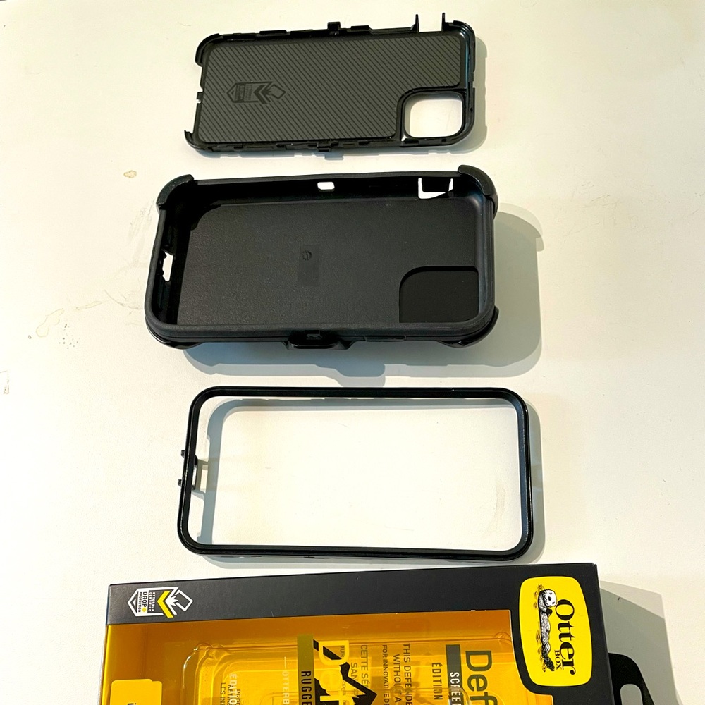 Otter box iPhone 11 Pro Max case in black